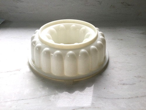 Vintage tupperware jelly - vintage,