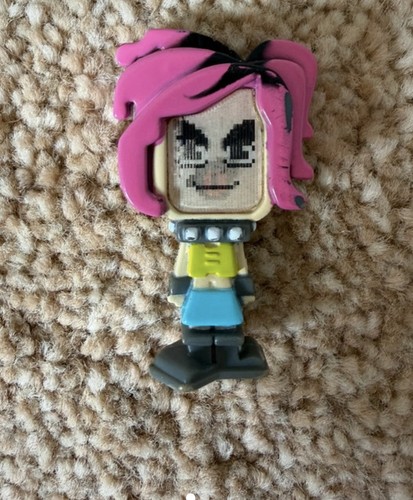 Mattel pixel chix figurine - mattel,