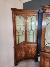 Bevan funnell curved corner - bevan,