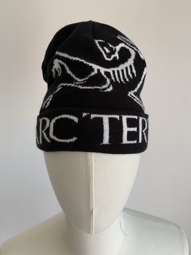 Arc teryx bird - word, toque