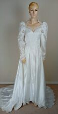 VINTAGE 80S ROMANTIC WHITE SATIN VICTORIAN MEDIEVAL EMBELLISHED WEDDING DRESS 10