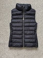 Zara Woman’s Black lightweight puffer gilet  Size XS