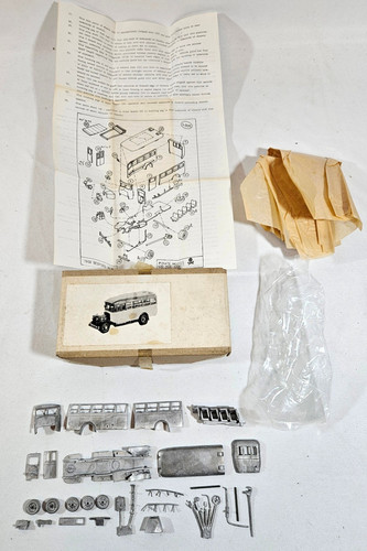 Vintage pirate models metal - vintage,