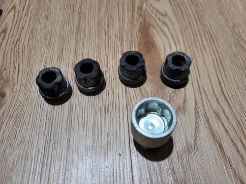 Honda crv locking wheel - honda,