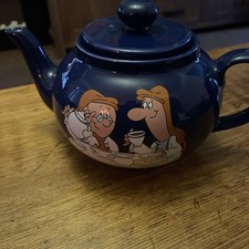 Lyons Tetley Vintage Tea Pot