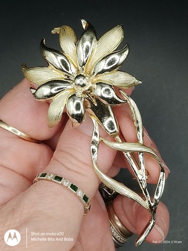Hollywood gold tone large - tone,