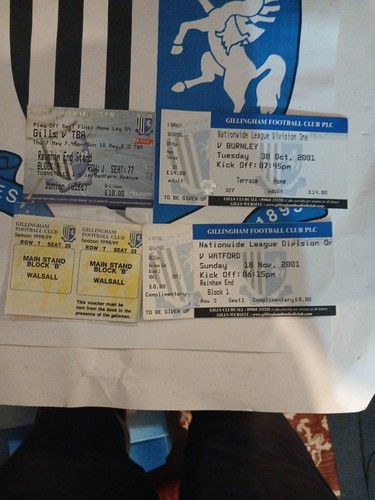 Gillingham tickets stubs x - fc,