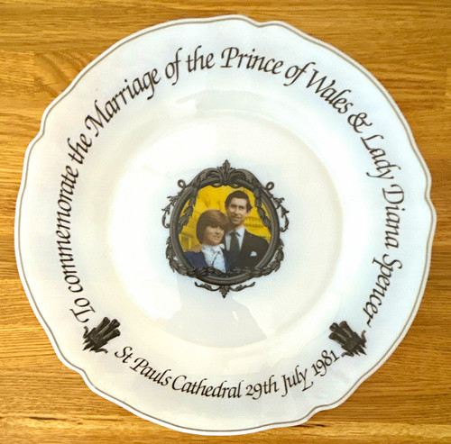 Royal worcester collector - royal,