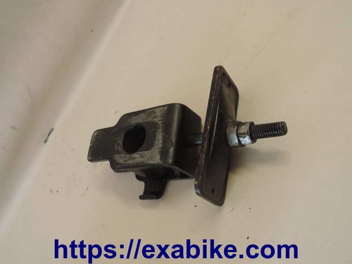 Chain tensioner for - chain,