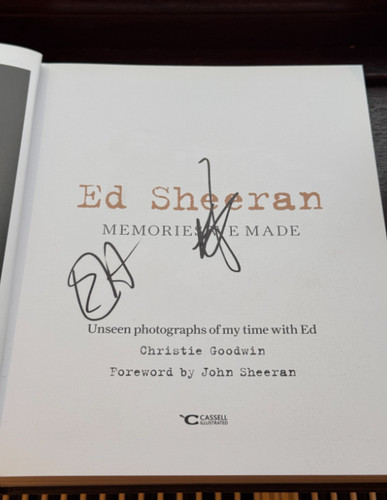 Sheeran hand signed photo - hand,