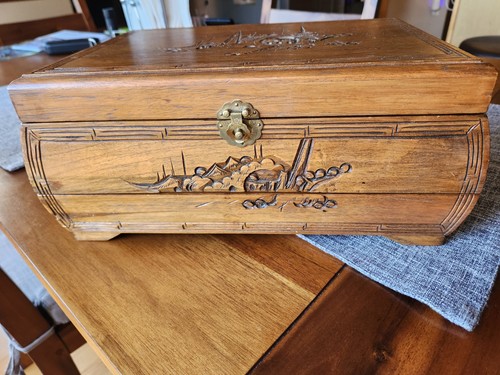 Vintage wood asian jewelry - wood, box