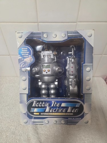 Robbie the robot boxed - robbie,