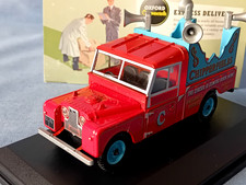 Oxford Diecast LAN1109007 Chipperfield Circus Land Rover 108" with Speakers 1:43