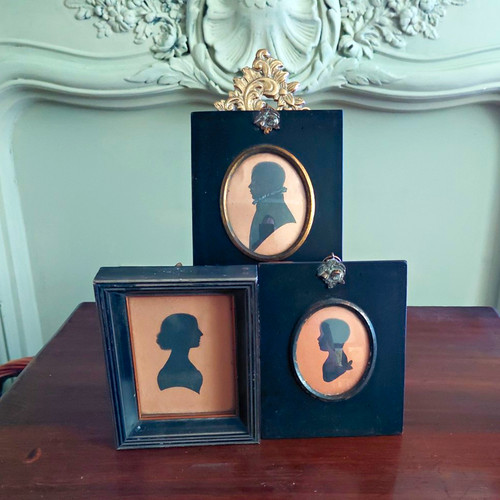 Lot framed antique - lot,