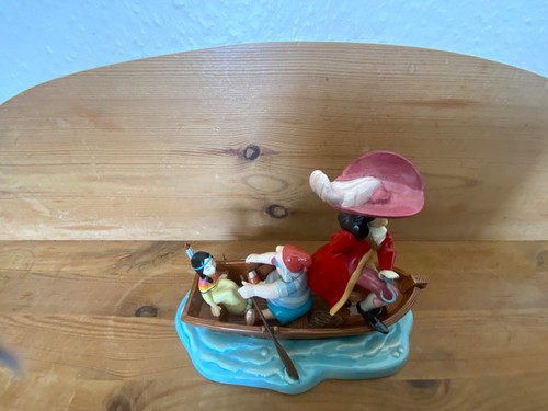 Royal doulton disney showcase - doulton,