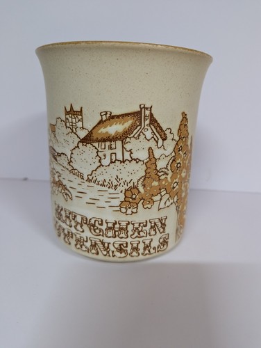 Pretty vintage ashdale pottery - ashdale,