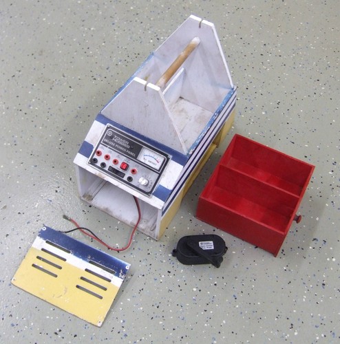 Vintage flight field box - flight,