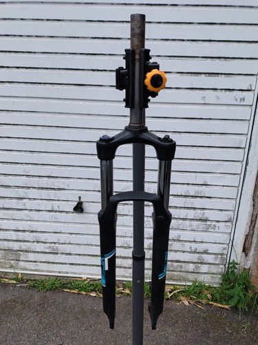 Suntour xcm30 suspension - sr,