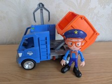 ( Blippi ) Talking Recycling