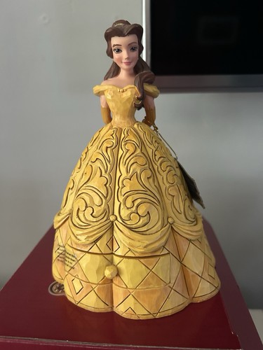 Disney traditions belle - traditions,