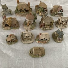 lilliput Lane collection of 13