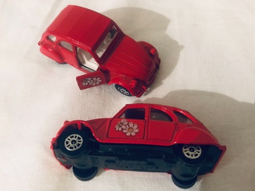Red corgi juniors citroen - 2,