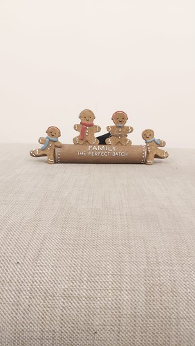 Next brown family - brown, gingerbread