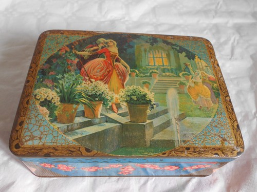 Vintage tin box 1930s - vintage,