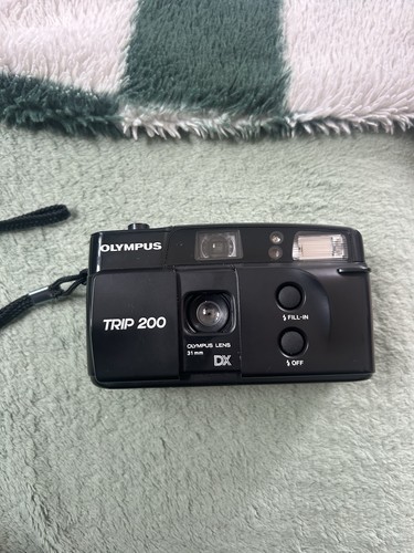 Olympus trip 200 35mm film - olympus,