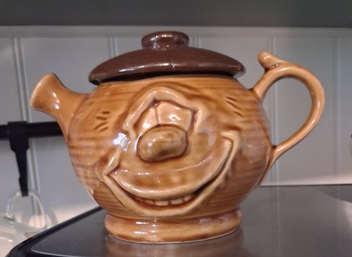 Vintage ugly mug teapot - ugly,