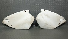 ♻️ Yamaha YZ 125 2001 Rear Numberboard Plastics Left & Right White ♻️ 