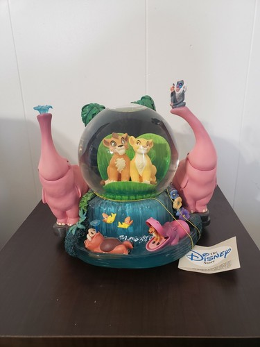 Disney lion king - lion, snow