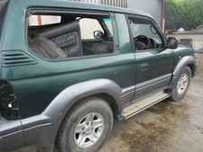 Toyota Landcruiser Front Right Arch trim moulding colorado j90 1998 - 2003 SWB