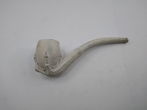 Claw and egg pipe - pipe, eagle