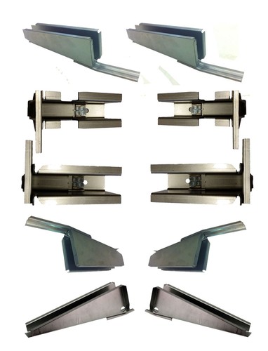 Outrigger jacking point - &,