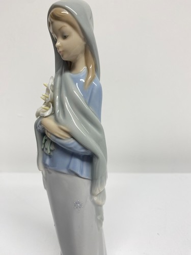 Genuine lladro figurine girl - lladro, 'girl