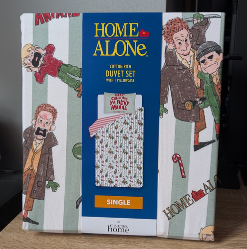 Home alone reversible single - alone,