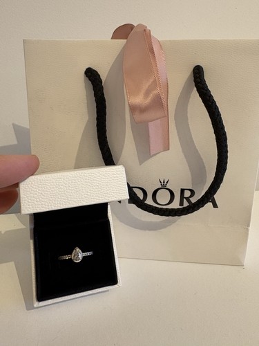 Pandora sparkling pear halo - pear,