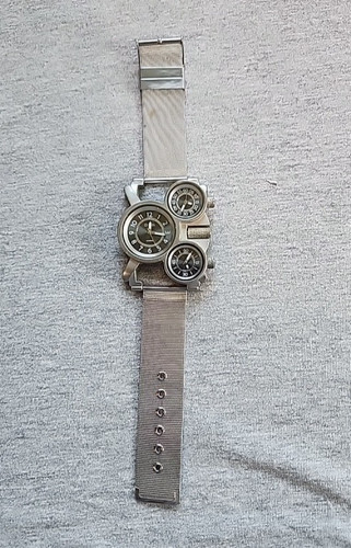 Oulm 1167 watch triple - oulm,