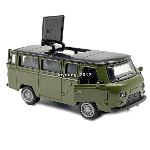 Uaz traveler model - 1/36,