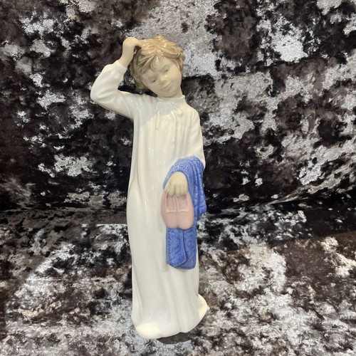 Nao lladro porcelain - nao,