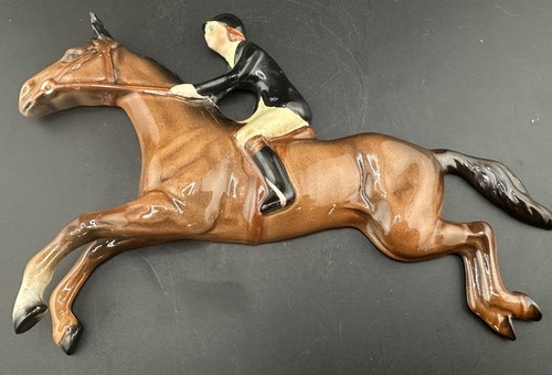 Beswick wall plaque featuring - wall,