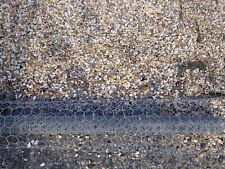 Approximately 9 Metres Of Wire Netting Holes 25mm Height 930mm