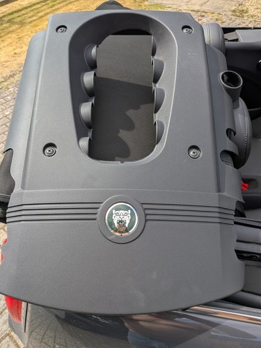 2004 jaguar xk8 petrol - 2004,