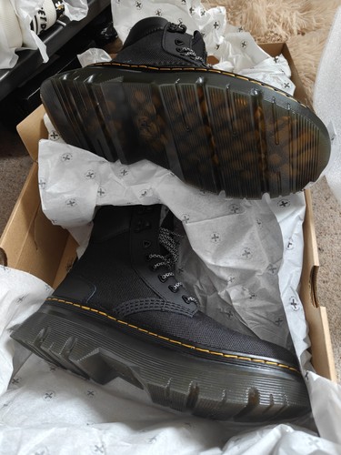 Tarik black martens - dr,