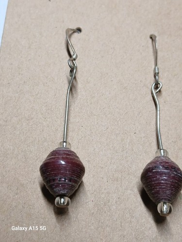Paper bead drops the burgundy - paper,