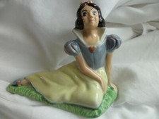 DISNEY'S SNOW WHITE WADE PORCELAIN FIGURINE