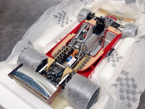 Exoto ferrari 312t4 - 1/18,