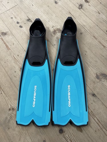 Scuba pro diving - scuba, fins