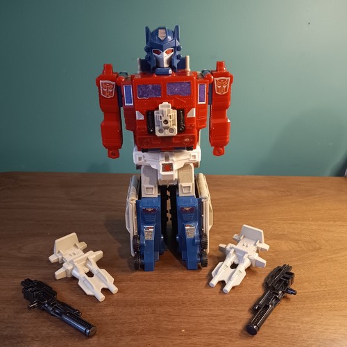 Optimus prime transformers - optimus,